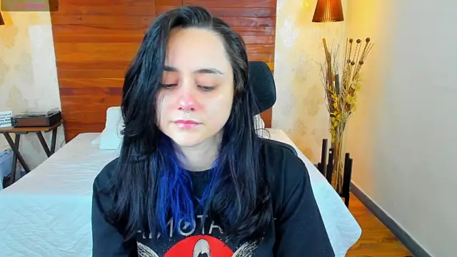 KatherineBond online show from 01/24/25, 11:23