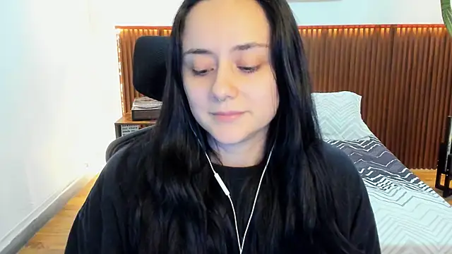 KatherineBond online show from 12/13/25, 09:09