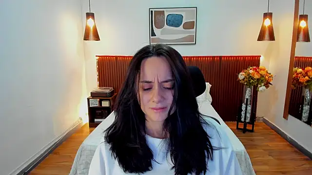 Snapshot of KatherineBond chatting on 07/10/26, 04:31 KatherineBond online show from 07/10/26, 04:31