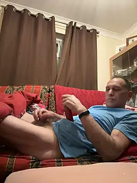 Snapshot of meateater1 chatting on 03/15/25, 02:24 meateater1 online show from 03/15/25, 02:24