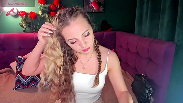 EvaMoran online show from 02/23/25, 12:30