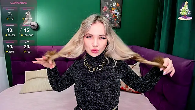 EvaMoran online show from 03/24/26, 02:05