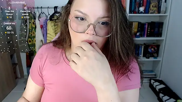 Gabiwaifu online show from 09/24/25, 02:37