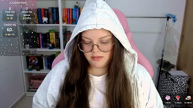 Gabiwaifu online show from 10/24/25, 11:34