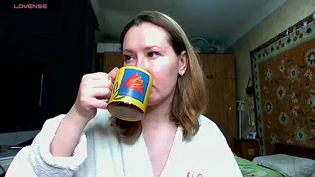 Snapshot of AnnaXLovers chatting on 02/13/25, 08:59 AnnaXLovers online show from 02/13/25, 08:59