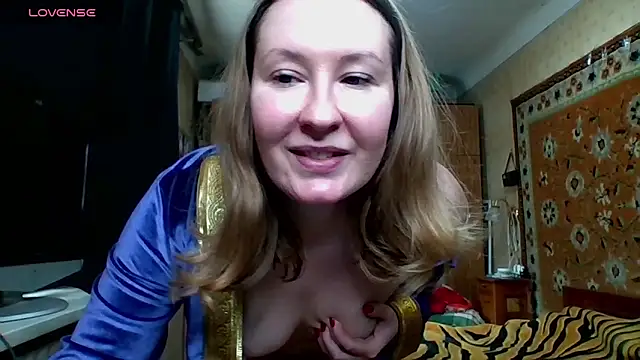 Snapshot of AnnaXLovers chatting on 02/28/25, 09:36 AnnaXLovers online show from 02/28/25, 09:36