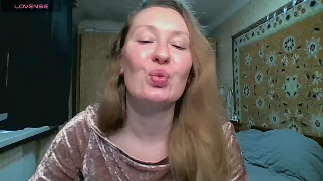 AnnaXLovers online show from 05/05/26, 02:36