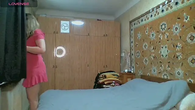 AnnaXLovers online show from 07/16/26, 08:42