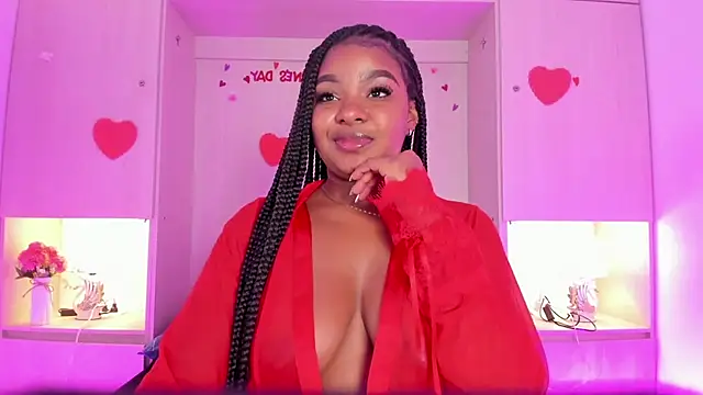 Snapshot of tamaraa_smiith chatting on 03/05/25, 02:56 tamaraa smiith online show from 03/05/25, 02:56