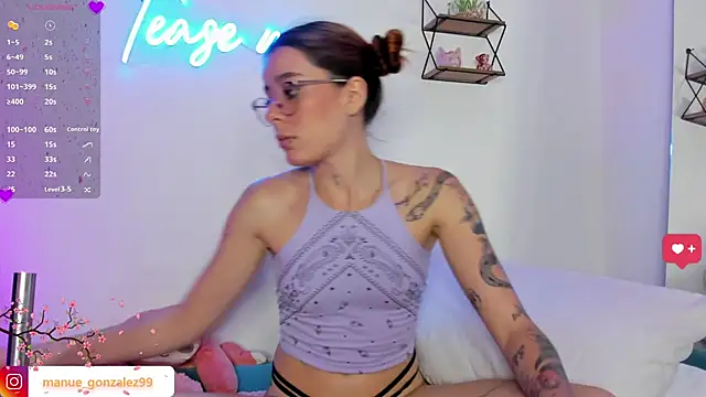 Manuela monroe online show from 01/12/25, 02:30