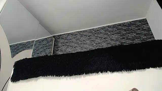 Krystal Desire online show from 03/08/25, 08:46