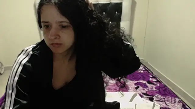 Katty Bones online show from 06/07/26, 07:23