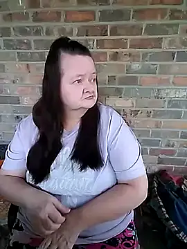 Bayou Woman68 online show from 10/23/25, 09:35