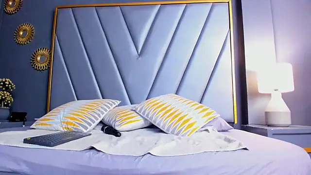 BrendaAdams  online show from 09/17/25, 10:50