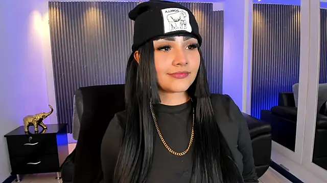 ArigyGomez online show from 12/22/25, 05:21