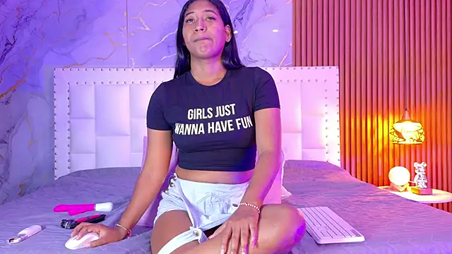 indianschoolgirl online show from 04/14/26, 07:53