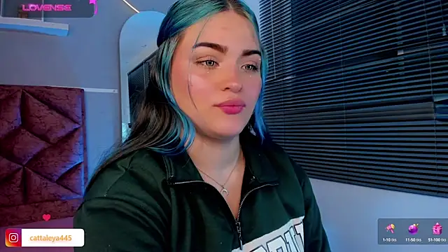 cattaleya    online show from 01/15/25, 03:11