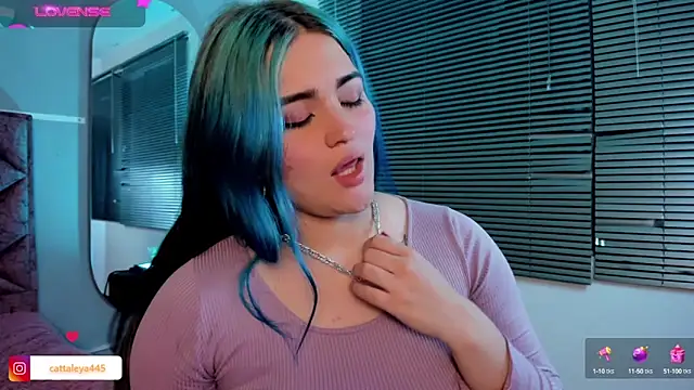 cattaleya    online show from 02/04/25, 07:29