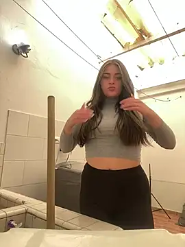 cattaleya    online show from 03/05/25, 02:45