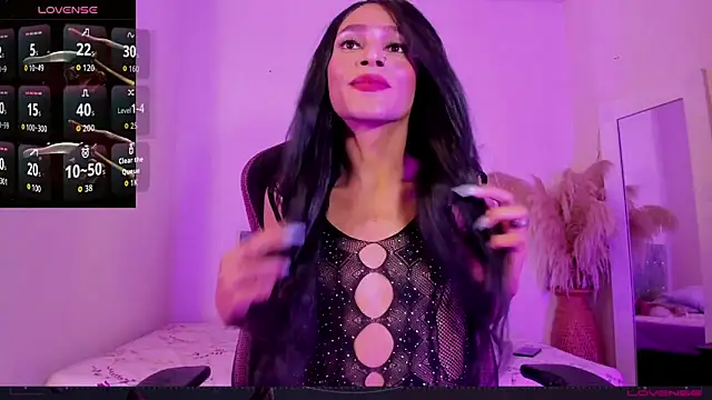 carolinemiller7 online show from 10/08/25, 02:09