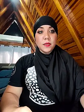 AmbarBurhan online show from 12/17/25, 03:51