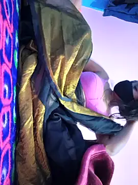 Snapshot of Samarya-78 chatting on 02/16/25, 01:03 Samarya-78 online show from 02/16/25, 01:03