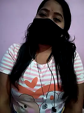 Snapshot of Samarya-78 chatting on 03/01/25, 07:04 Samarya-78 online show from 03/01/25, 07:04