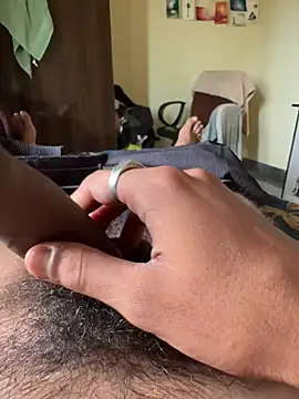hairydude49 online show from 07/03/26, 06:42
