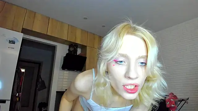  Alice Kitty online show from 12/23/25, 09:18