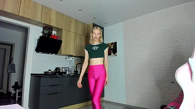  Alice Kitty online show from 01/12/26, 04:45