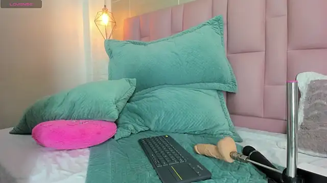 Abbyadams online show from 03/09/25, 03:11