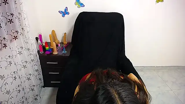 hot girl01 hanna online show from 02/17/25, 07:42