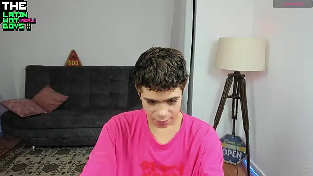 MyLatinHotBoys online show from 12/13/24, 08:09