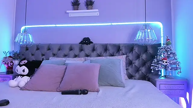 Snapshot of Naomii_Soto chatting on 12/30/24, 11:49 Naomii Soto online show from 12/30/24, 11:49