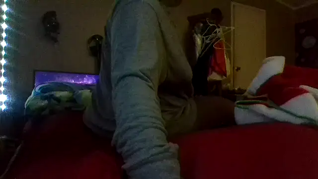 Snapshot of EbonyFetishQueen chatting on 12/15/25, 05:34 EbonyFetishQueen online show from 12/15/25, 05:34