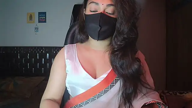 Most-Beautiful-Queen online show from 11/04/25, 07:02