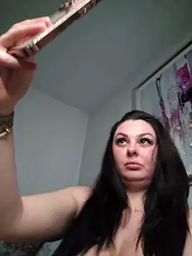 Britishbella online show from 04/18/26, 11:49