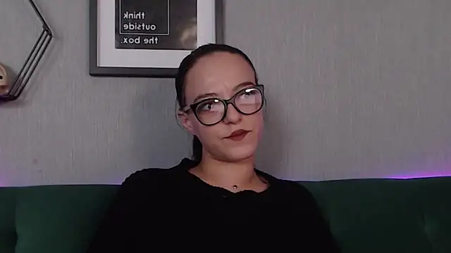 IzabelllNoir online show from 02/01/25, 04:00