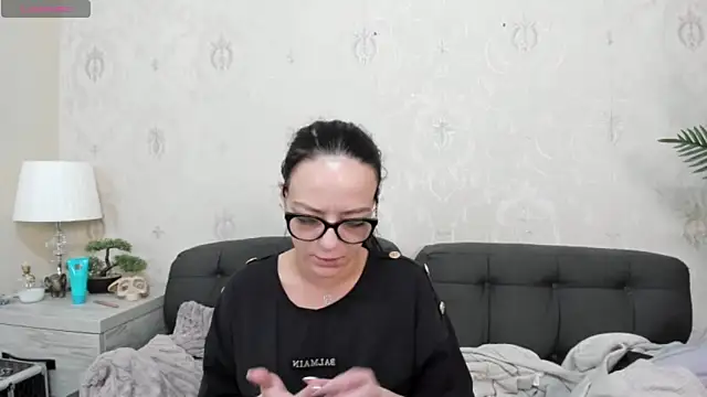 IzabelllNoir online show from 03/08/25, 09:28