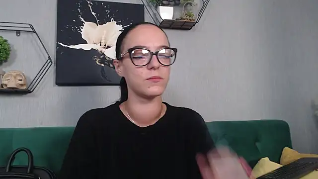 IzabelllNoir online show from 10/09/25, 09:07