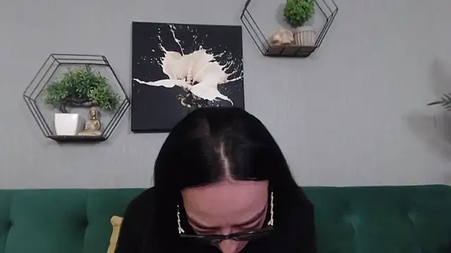 IzabelllNoir online show from 02/09/26, 11:58