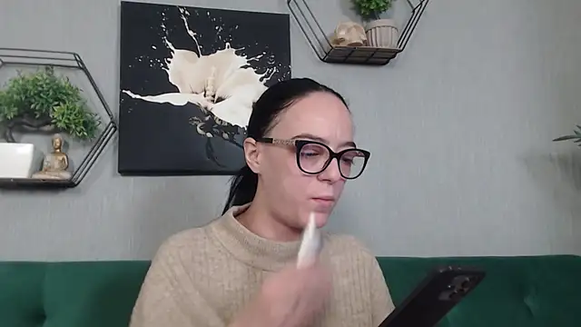 IzabelllNoir online show from 02/11/26, 08:30