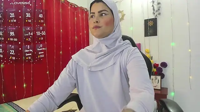 AishaAmin  online show from 03/31/26, 12:16