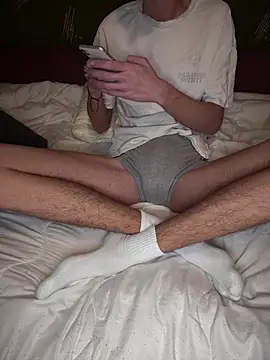 Snapshot of alexyourboy chatting on 02/20/25, 09:31 alexyourboy online show from 02/20/25, 09:31