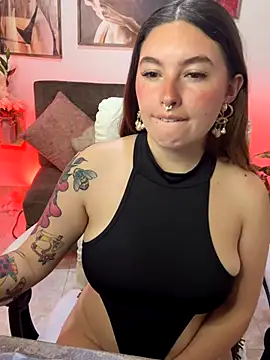 aaaaamy 1 online show from 11/07/25, 10:43