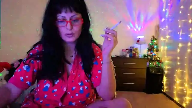 Snapshot of YourDreamLoverr chatting on 12/19/25, 12:28 YourDreamLoverr online show from 12/19/25, 12:28