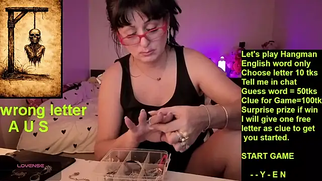 Snapshot of YourDreamLoverr chatting on 01/18/26, 12:25 YourDreamLoverr online show from 01/18/26, 12:25