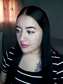 Snapshot of kirara_dirty chatting on 02/08/25, 04:04 kirara dirty online show from 02/08/25, 04:04