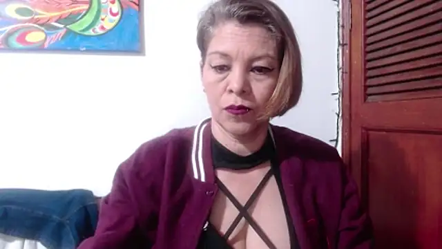 Snapshot of electra-mommy chatting on 07/14/26, 10:54 electra-mommy online show from 07/14/26, 10:54