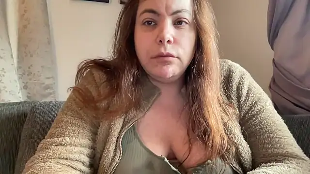 Snapshot of cumwithmee3 chatting on 10/22/25, 12:27 cumwithmee3 online show from 10/22/25, 12:27